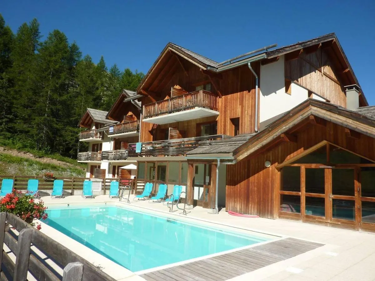 Chalet Mitoyen Avec Piscine, Sauna Et Hammam Aux Orres 1800 - Fr-1-322-108 Les Orres